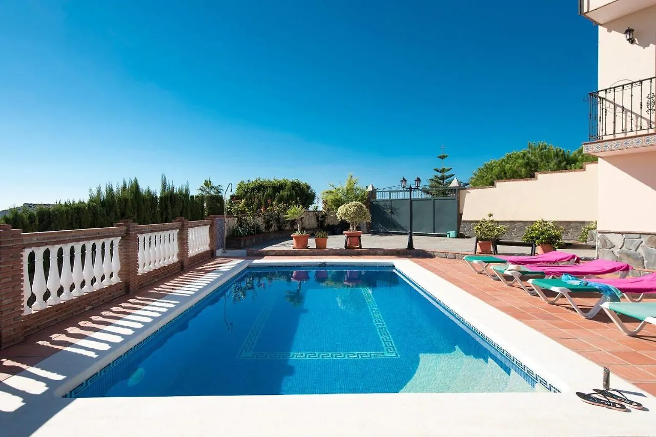 Villa Blancuzcal by Villa Plus Frigiliana España